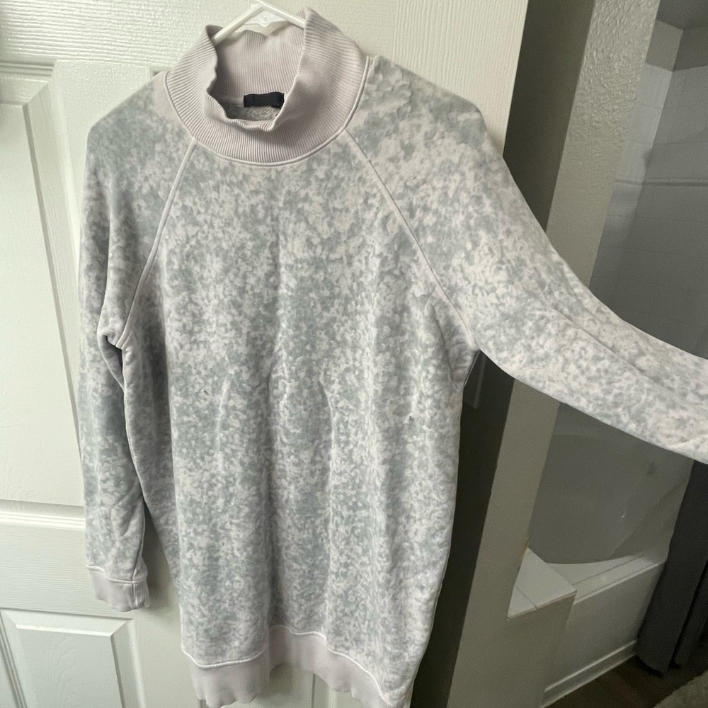 Brand new ATM dress size XS white, grey and light blue